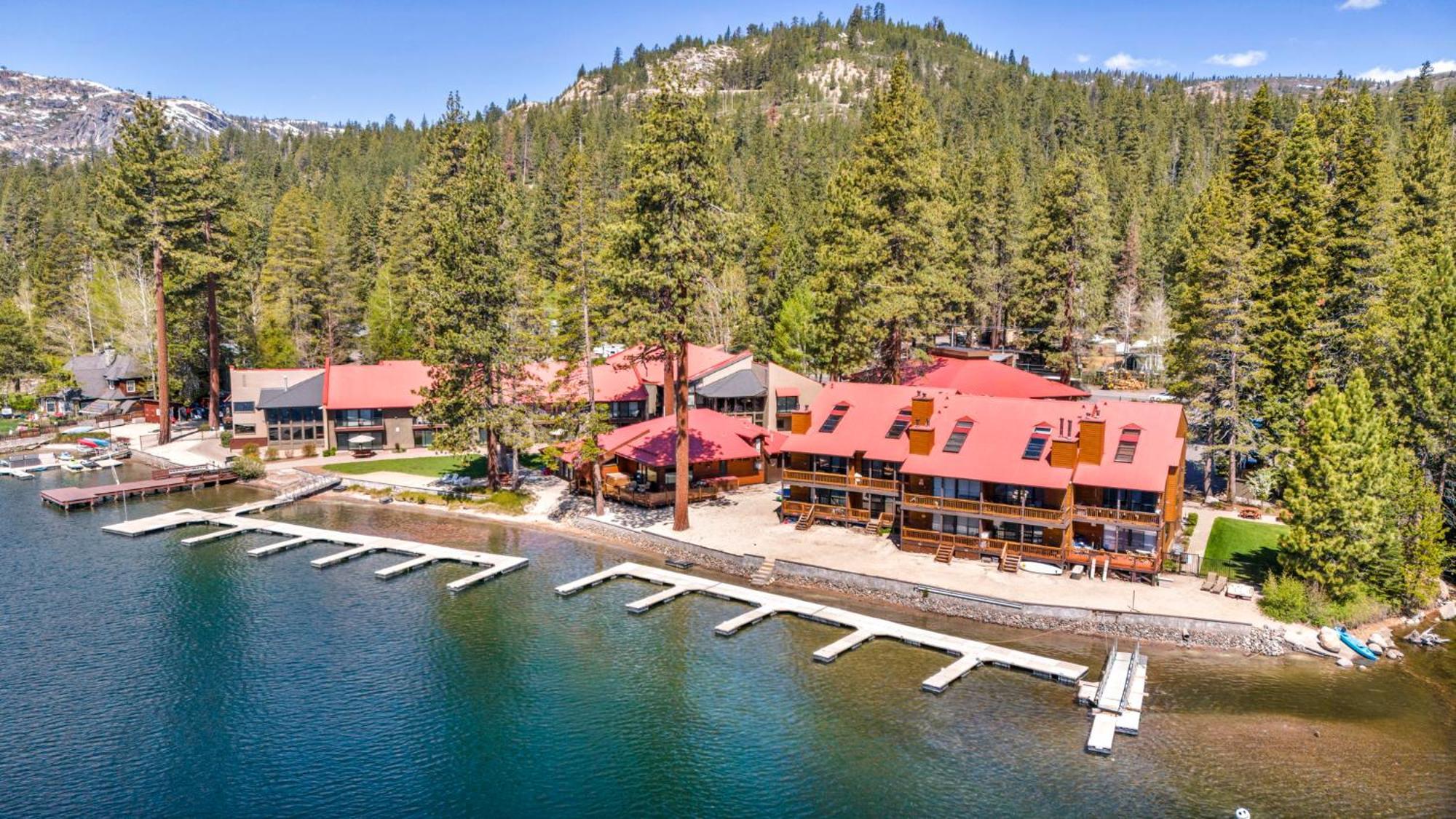 Charming Queen Studio Deluxe W/Balcony #233 At Donner Lake Village Truckee Exterior photo